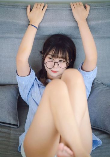 朴诗妍女人香_720迅雷电影在线